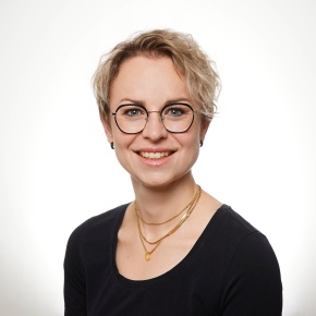 Foto des Vorstandsmitglieds Nicoleta Wagner 